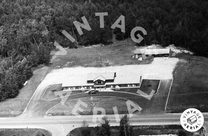 Les Cheneaux Motel (Richcreek Motel) - 1992 Photo (newer photo)